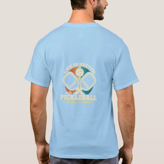 Het leven is beter met Pickleball Retro grafische T-shirt (Achterkant)