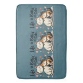 Het leven is beter met Schattigee Cat Aesthetic Badmat (Voorkant Verticaal)