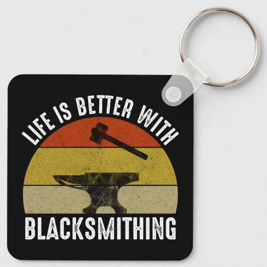 Het leven is beter met smeden sleutelhanger (Achterkant)