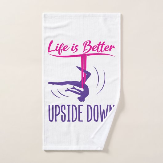 Het leven is beter onderaan in de lucht Yoga Handdoek (Handdoek)