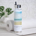 Het leven is beter op de strand foto waterfles<br><div class="desc">De waterfles bevat een favoriete foto van het strand,  de lijn "Het leven is beter op het strand" van het label past zich aan met je strandfoto of houdt deze strandfoto bij. Maakt een groot cadeau voor verjaardagen,  pensioneringen en nog veel meer.</div>