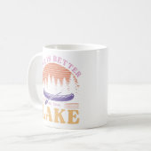 Het leven is beter op het meer koffiemok (Voorkant links)