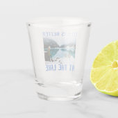 Het leven is beter op het meer shot glas (Achterkant)