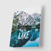 Het leven is beter op het meer vierkante klok (Hoek)