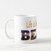Het leven is beter op het strand koffiemok (Links)
