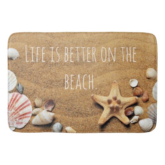 Het leven is beter op het strand Leuk, nautisch ge Badmat (Voorkant)