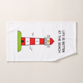 Het leven is beter op het strand schattige vuurtor handdoek (Handdoek)