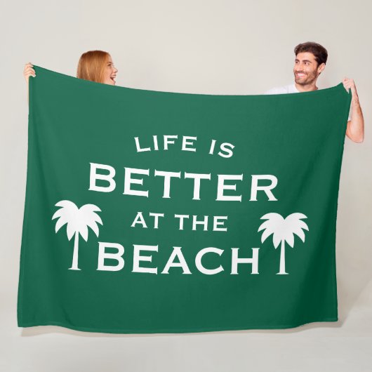 Het leven is beter op het strand trendy groene pal fleece deken (In situ)