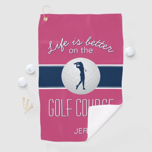 Het leven is beter Quote Golf Monogrammed Hot Pink Golfhanddoek (Insitu)