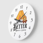 Het leven is beter rond een kampvuur grote klok (Hoek)