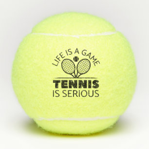 Het leven is een gametennis. tennisballen