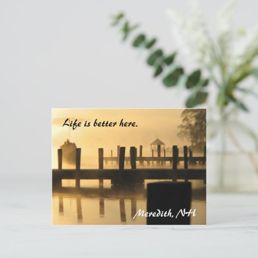 Het leven is hier beter. Meredith, NH Briefkaart (Staand voorkant)