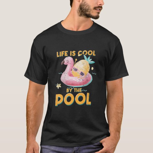 Het leven is koud in de pool | Ocean Swimmer Funny T-shirt (Voorkant)