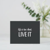 "Het leven is te kort. Live it"-offerte Briefkaart (Staand voorkant)