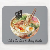 Het leven is te kort voor saaie noedels muismat (Voorkant)
