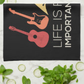 Het leven is vol belangrijke keuzes Guitar Lover Theedoek (Gevouwen)