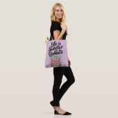 Het leven is zoeter met donuts tote bag (Op model)