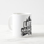 Het leven rond de kampvuur Camping is beter Koffiemok (Voorkant links)