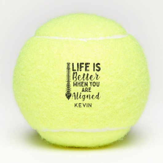 Het leven van de chiropractor is beter als je op é tennisballen (Voorkant)
