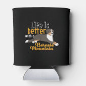 Het leven van de grappige hond is beter met de ber blikjeskoeler (Achterkant)