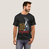 Het leven van de hond is beter met een windhond t-shirt (Voorkant volledig)