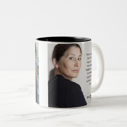 Het leven van de Mok van het Diepe Geluk (Voorkant rechts)