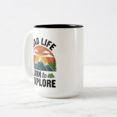 Het leven van papa is geboren om te ontdekken tweekleurige koffiemok (Voorkant links)