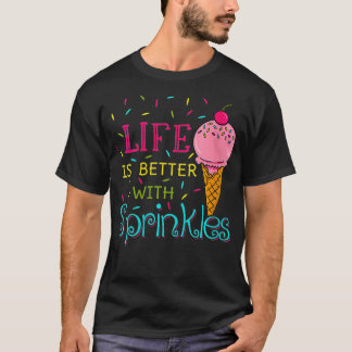 Het leven van vrouwen is beter met sprinkhaan. t-shirt