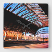 Het licht in het station vierkante klok (Voorkant)