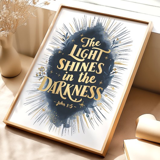 Het licht schijnt: Johannes 1:5 Bijbel Verse Art Poster