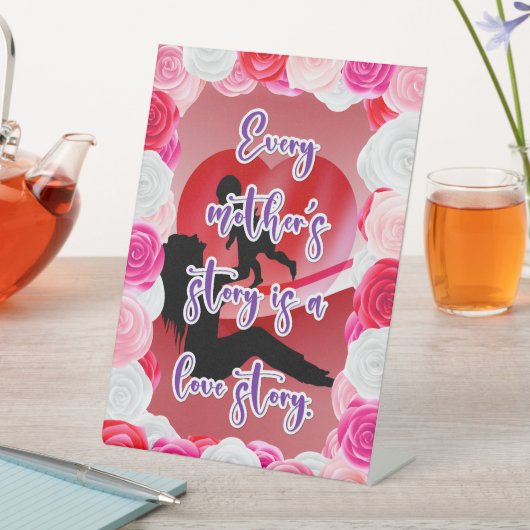 Het liefdesverhaal van een moeder reclamebord met voetstuk (Insitu)