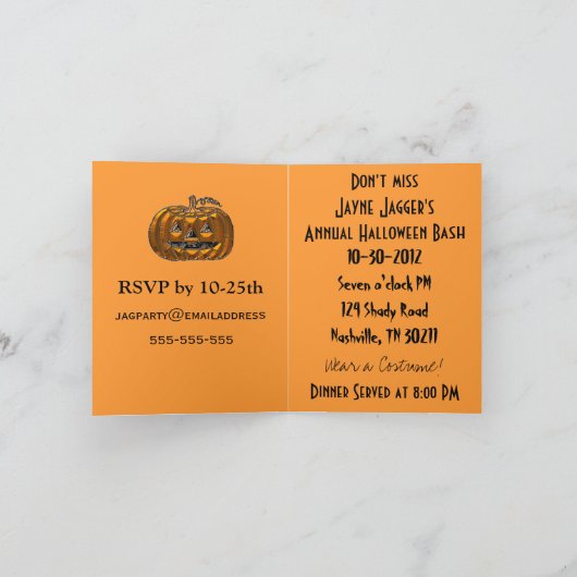 Het Likeurtje van Yorkie nodigt uit (Binnen)