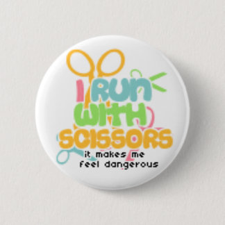 Het lopen met schaar ronde button 5,7 cm