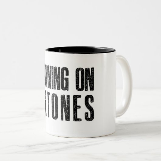 Het lopen op Ketones Coffee Mok (Voorkant rechts)