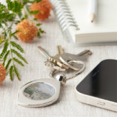 Het Louvre, de lente van Camille Pissarro Sleutelhanger (Zijkant)