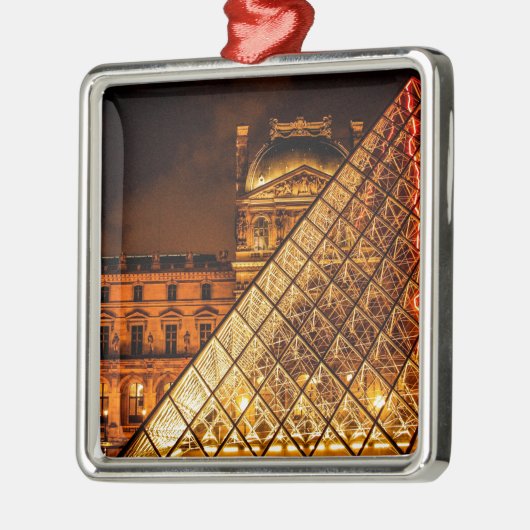 Het Louvre Metalen Ornament (Links)