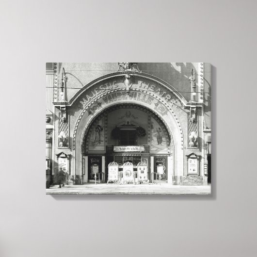 Het majestueuze theater, 1910 canvas afdruk (Voorkant)