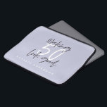 Het maken van 50 er een goede gouden verjaardag vi laptop sleeve<br><div class="desc">Vier uw 50e verjaardag in stijl met deze chique,  elegante 50 en fantastische verjaardagsontwerp. Een modern ontwerp met scripttekst en gedurfde afbeeldingen. Wijzig de kleur om deze aan te passen. Onderdeel van een collectie.</div>