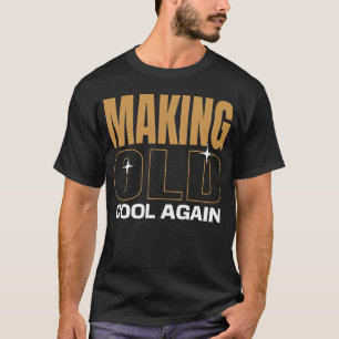 Het maken van oude cool weer antiquing t-shirt