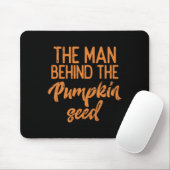 Het Man achter de pompoenen met heupen Muismat (Met muis)
