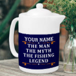 Het Man de Mmythe de Geviste Legend personaliseerd Theepot<br><div class="desc">Het gepersonaliseerde visserijontwerp kan voor uzelf worden gebruikt of het kan een groot geschenk zijn voor een liefhebber. U kunt jouw naam of iemand anders op het gepersonaliseerde visserijontwerp toevoegen.</div>