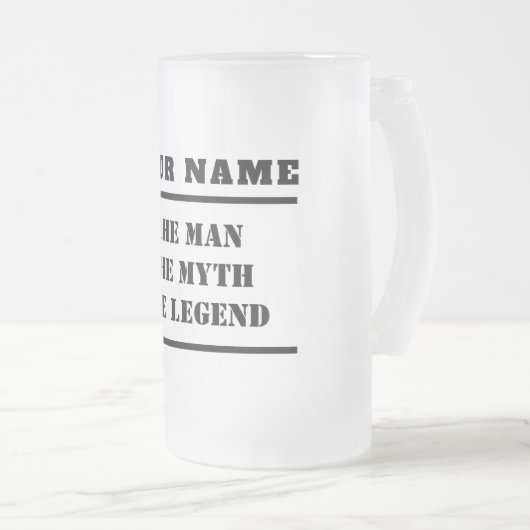 Het Man De mythe De Legende Aangepaste tekst Matglas Bierpul (Voorkant rechts)