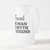 Het man is de mythe van de legende grappige aangep matglas bierpul (Voorkant rechts)