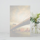 Het Manhattan-uitzicht aan de kant van Brooklyn (N Briefpapier (Staand voorkant)