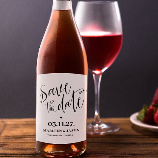 Het manuscript bewaart de datumEtiket van de Wijn Wijn Etiket