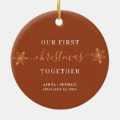 Het manuscriptpaar van de liefde foto eerste Kerst Keramisch Ornament (Achterkant)