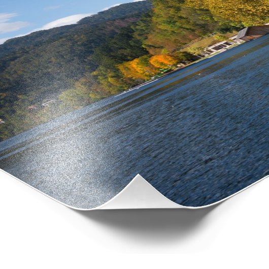 Het meer van Bled met bomen in herfstkleuren in Sl Foto Afdruk (Hoek)