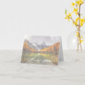 Het meer van de herfst met douanetekst kaart (Gele Bloem)