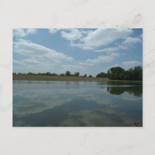 Het meer water reflecteert de luiers Fluffy White  Briefkaart