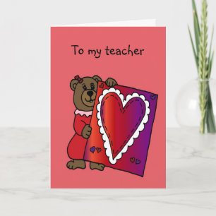 het meisje draagt houdend valentijn voor feestdagen kaart
